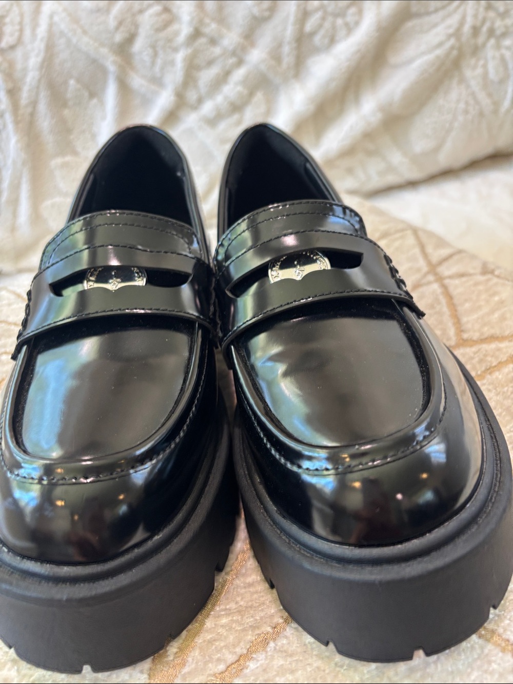 NEW Madden NYC Women's Size 8 Chunky Y2K Platform Lug Sole Penny Loafers Black - Picture 5 of 9